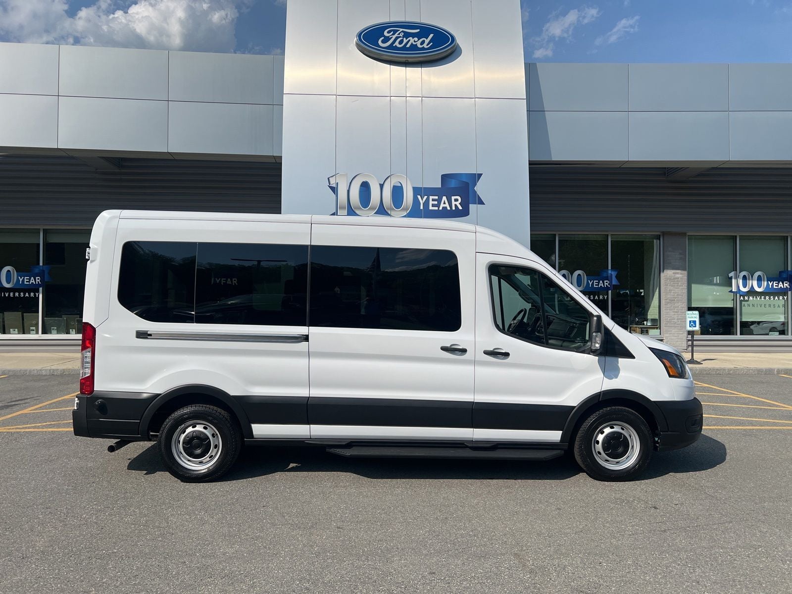 2024 Ford Transit-350 XL