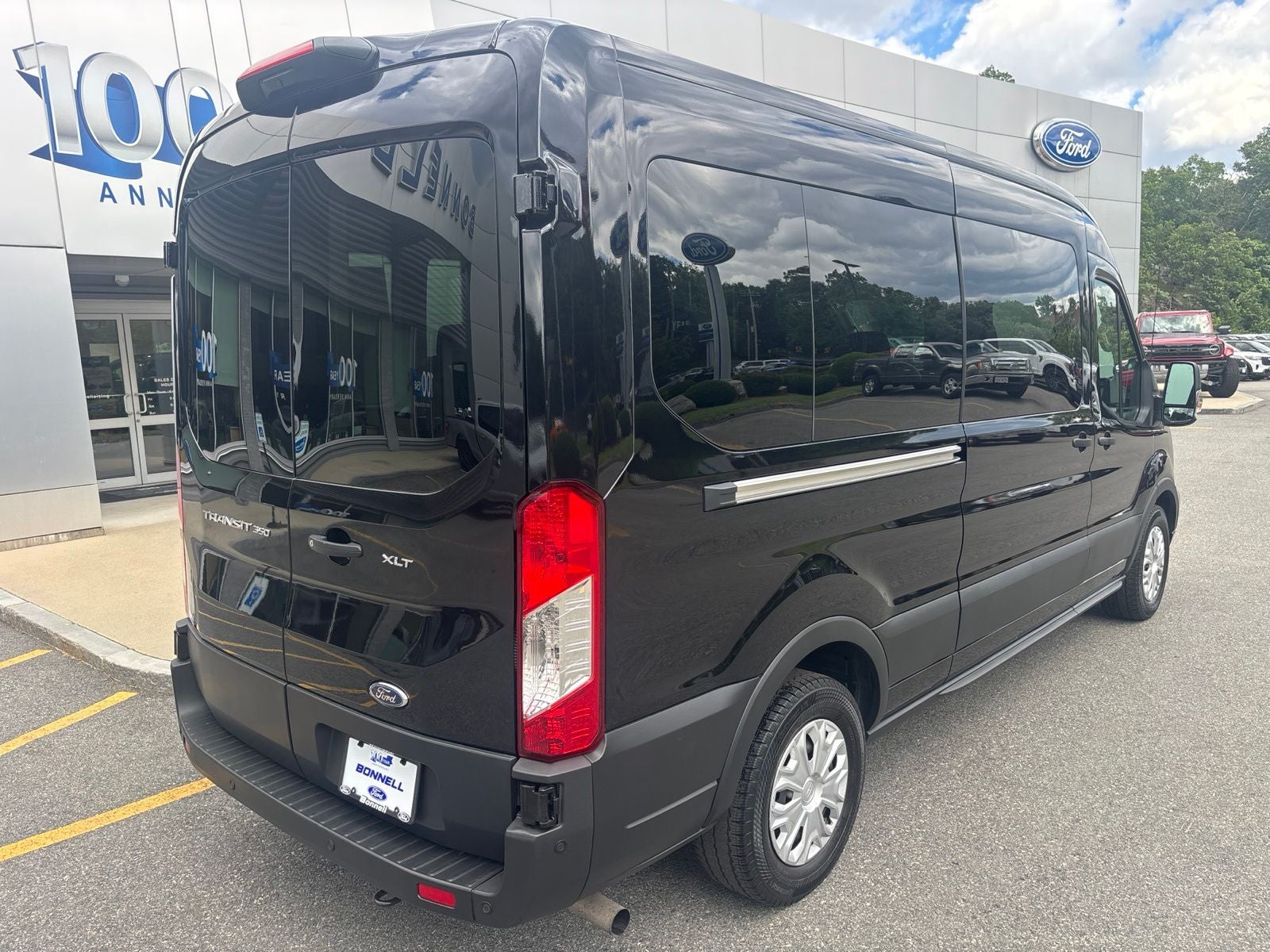 2025 Ford Transit-350 XLT