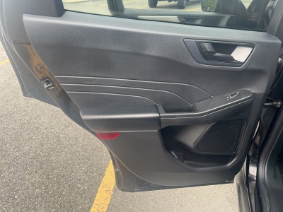 2022 Ford Escape Hybrid SE