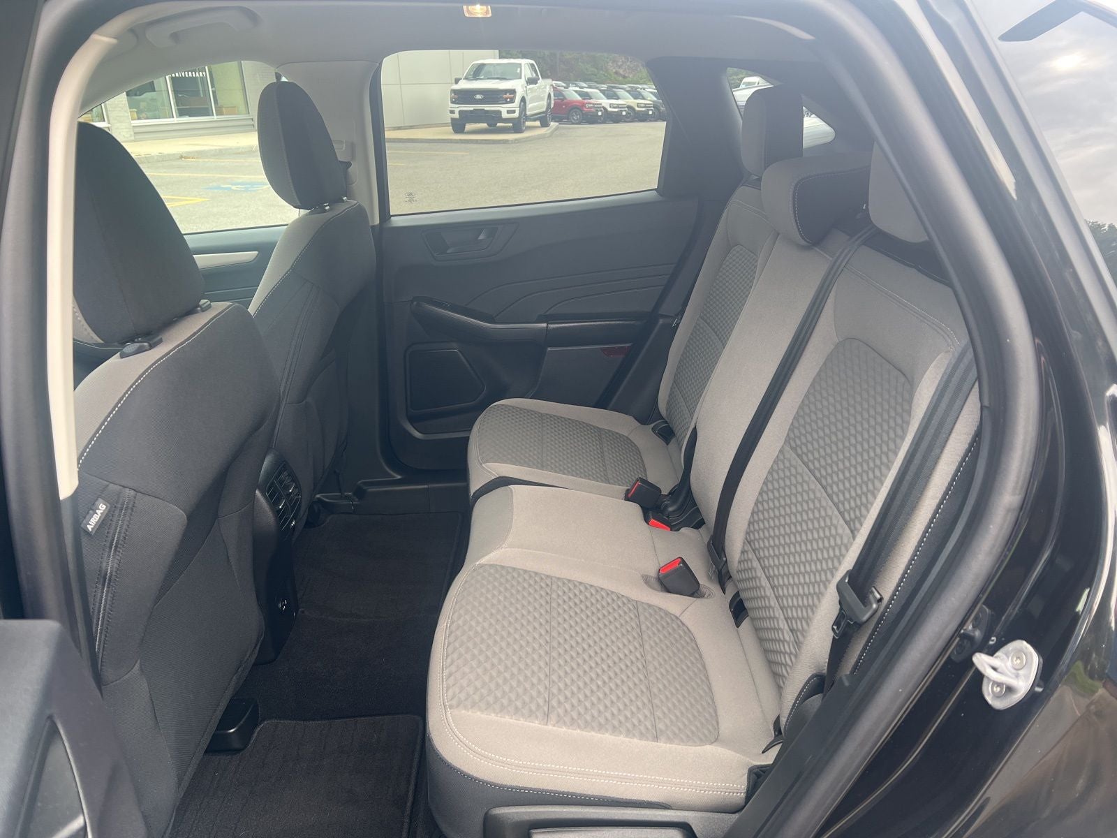 2022 Ford Escape Hybrid SE