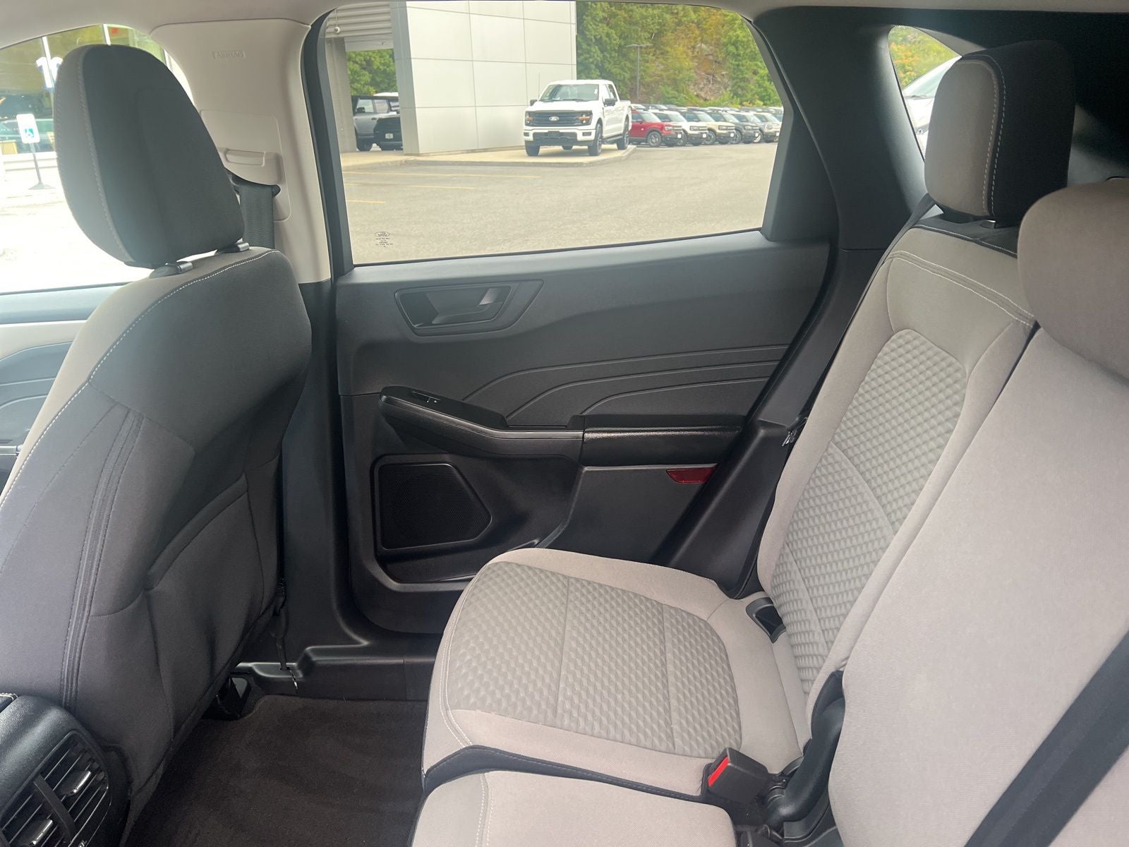 2022 Ford Escape Hybrid SE