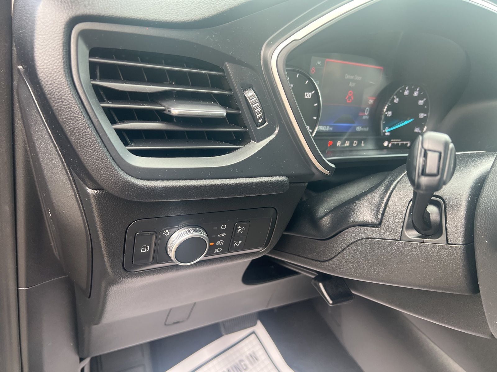 2022 Ford Escape Hybrid SE