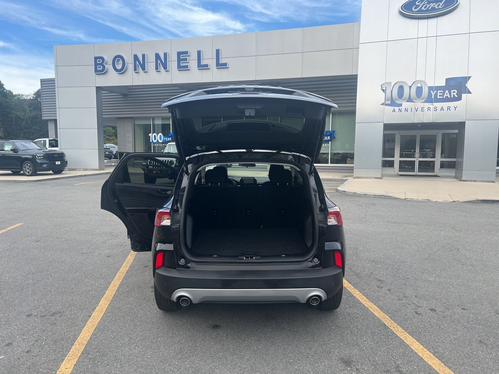 2022 Ford Escape Hybrid SE