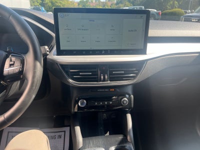 2025 Ford Escape Platinum