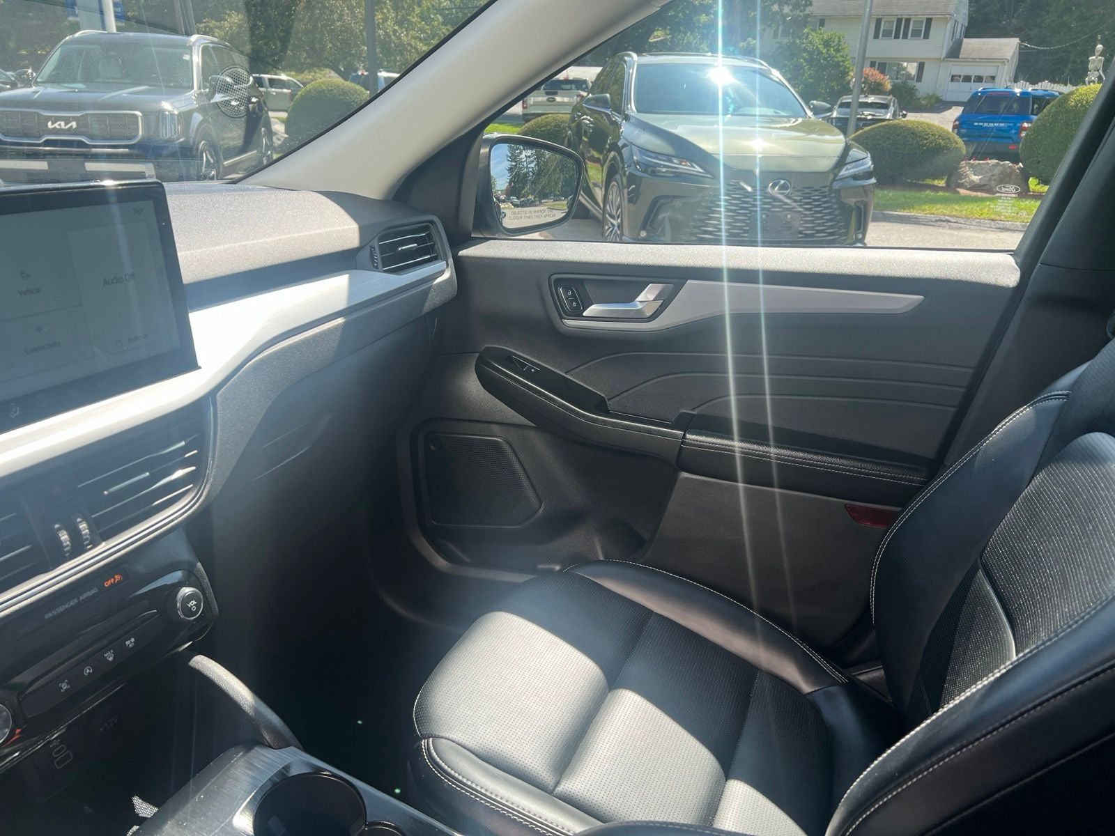 2025 Ford Escape Platinum