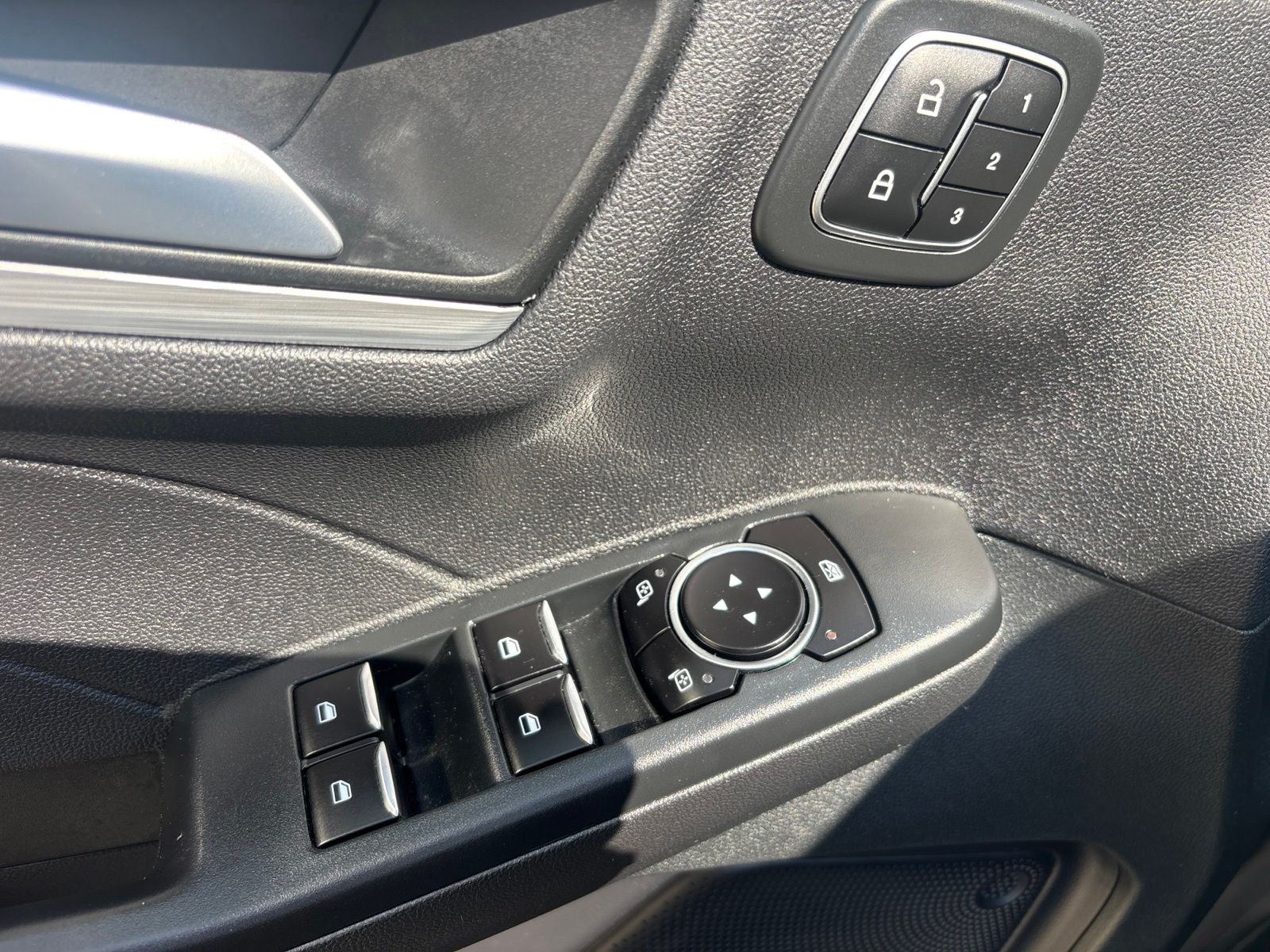 2023 Ford Escape Hybrid Platinum