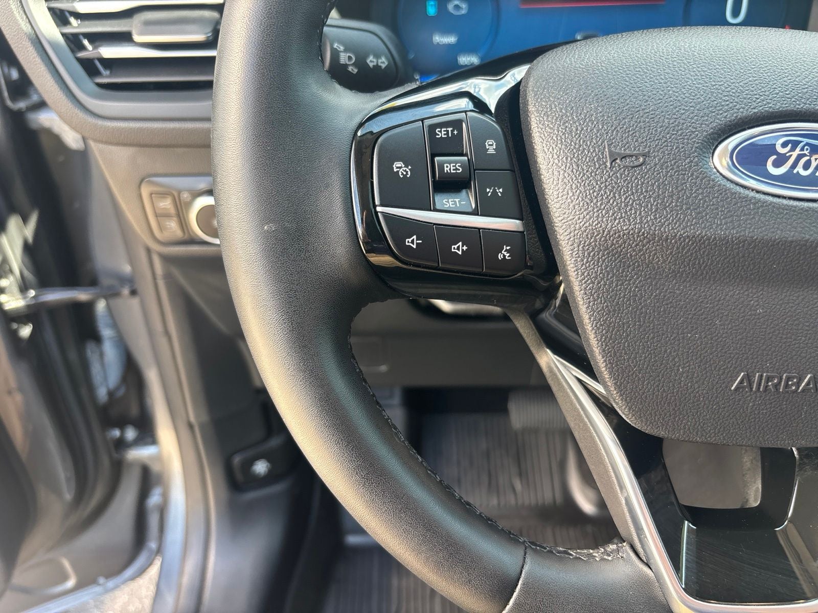 2023 Ford Escape Hybrid Platinum