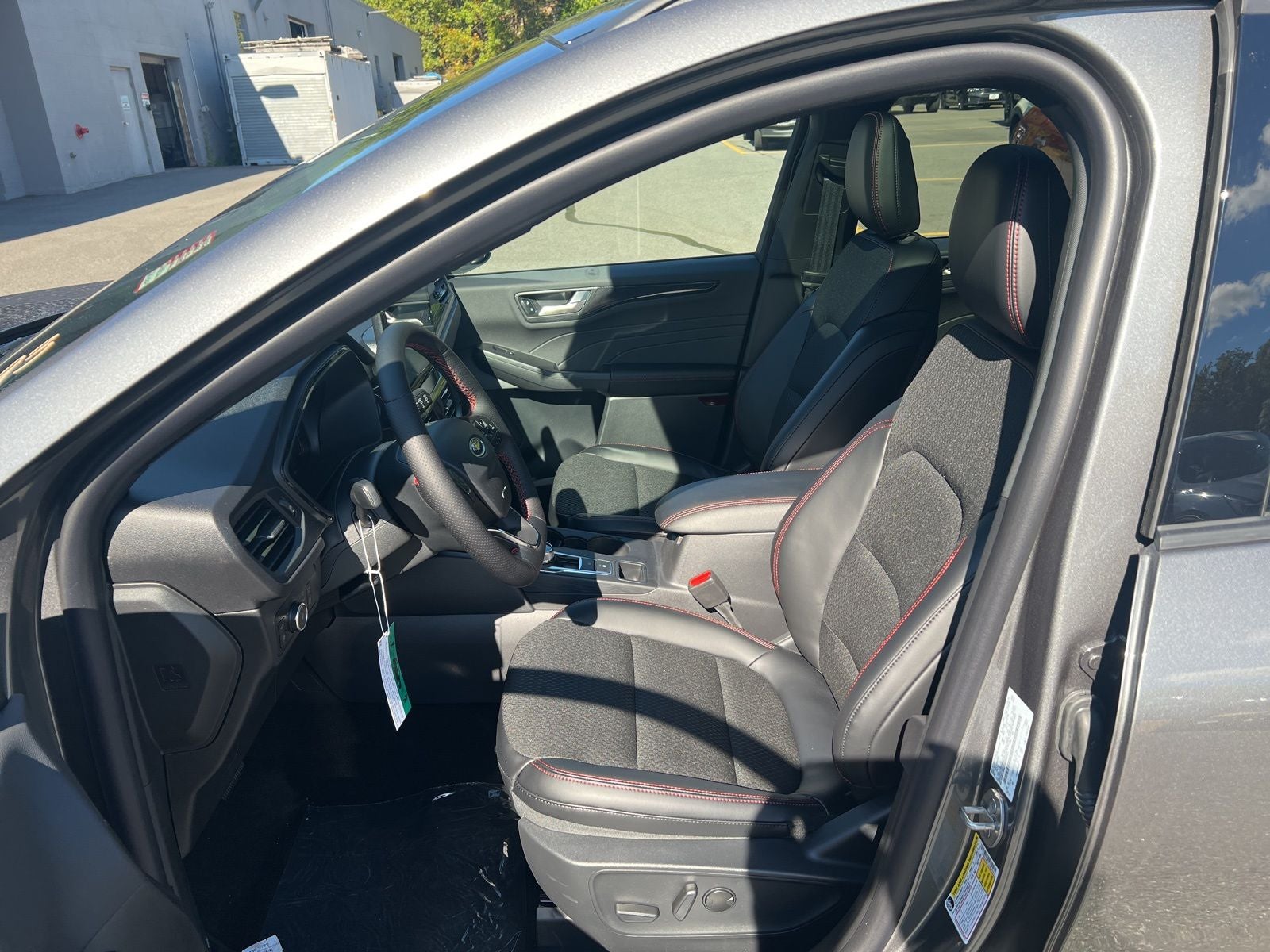 2025 Ford Escape Hybrid ST-Line Select