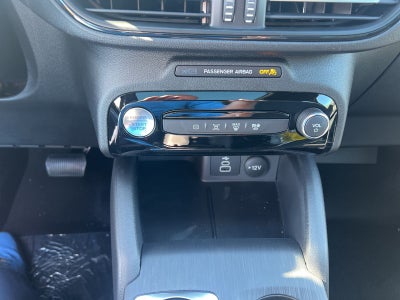 2025 Ford Escape Hybrid ST-Line Select