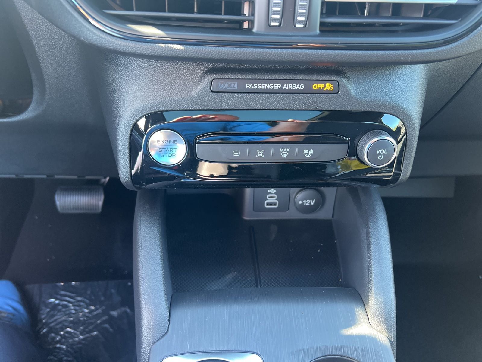 2025 Ford Escape Hybrid ST-Line Select