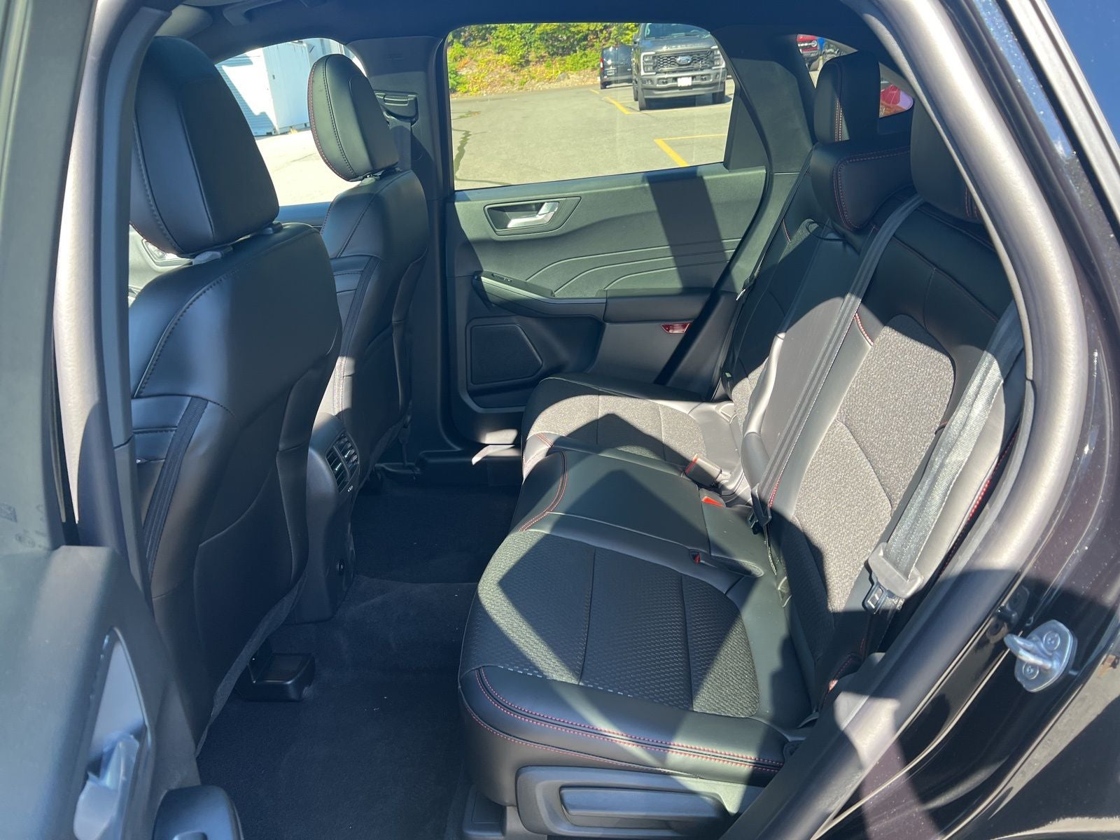 2025 Ford Escape Hybrid ST-Line Select