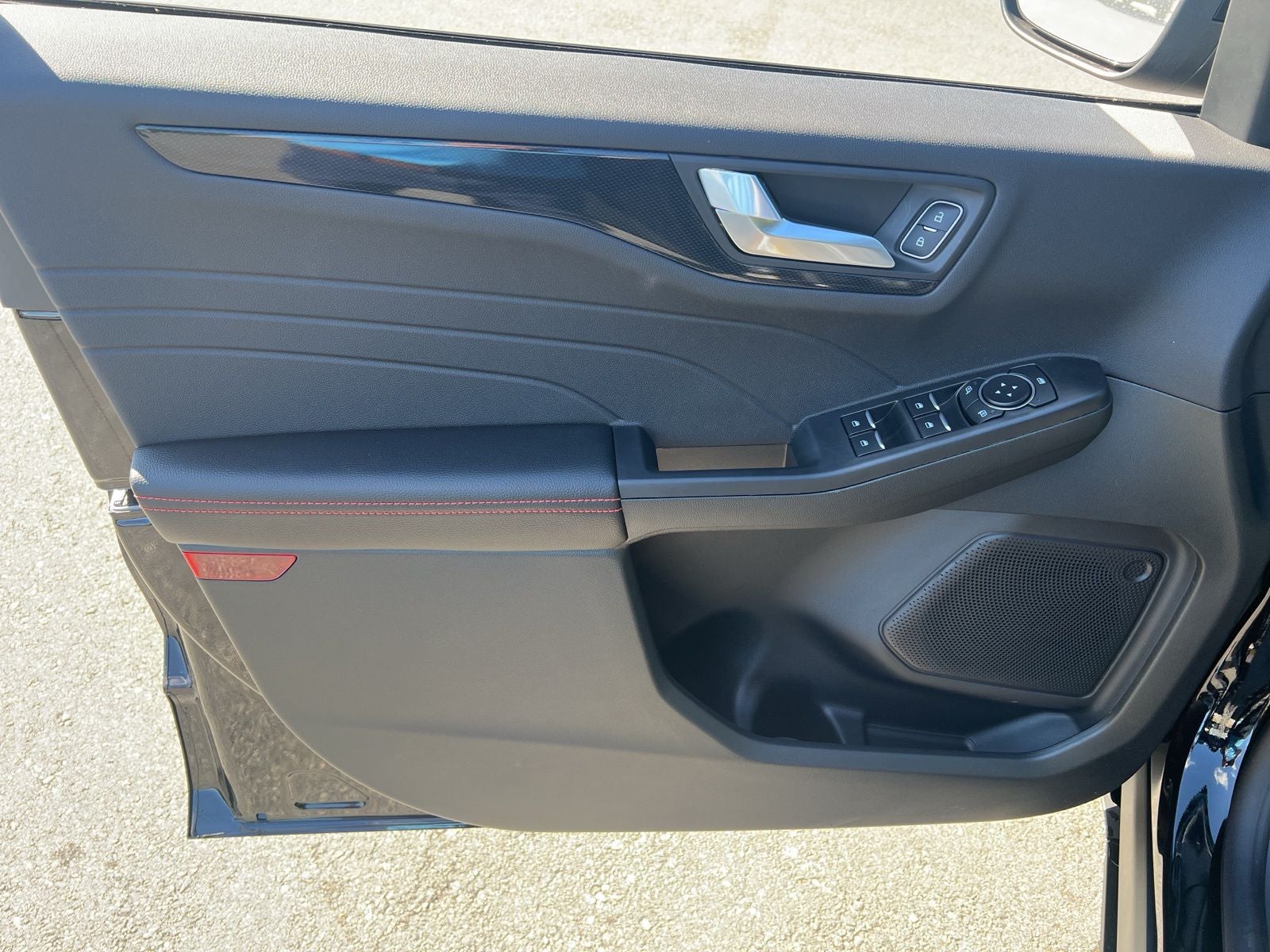 2025 Ford Escape Hybrid ST-Line Select