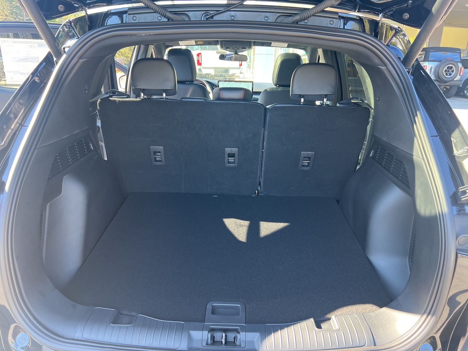 2025 Ford Escape Hybrid ST-Line Select