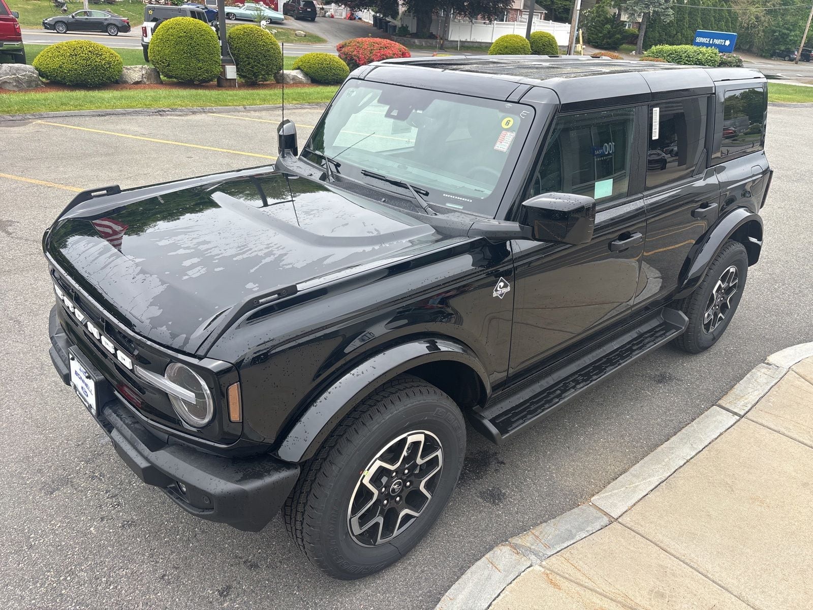2026 Ford Bronco Outer Banks