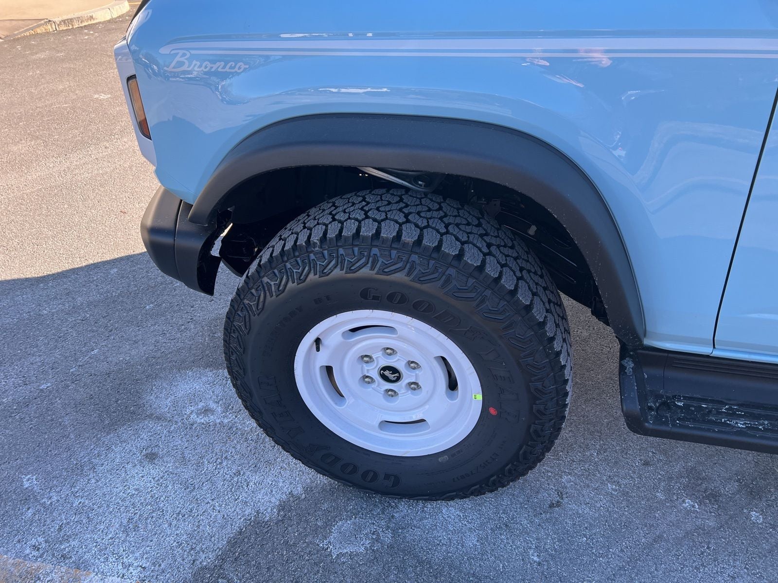 2025 Ford Bronco Heritage Edition