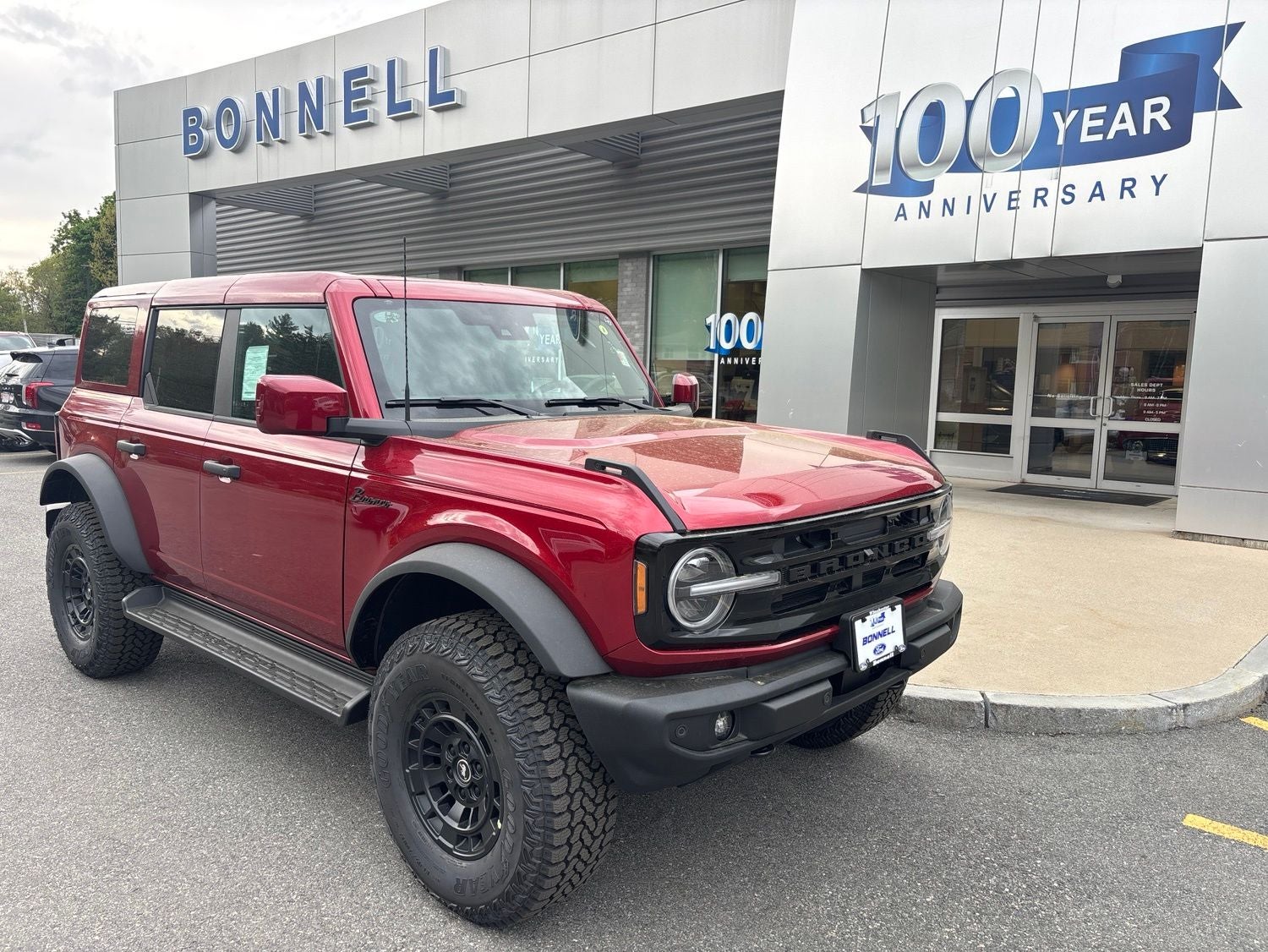 2026 Ford Bronco Outer Banks