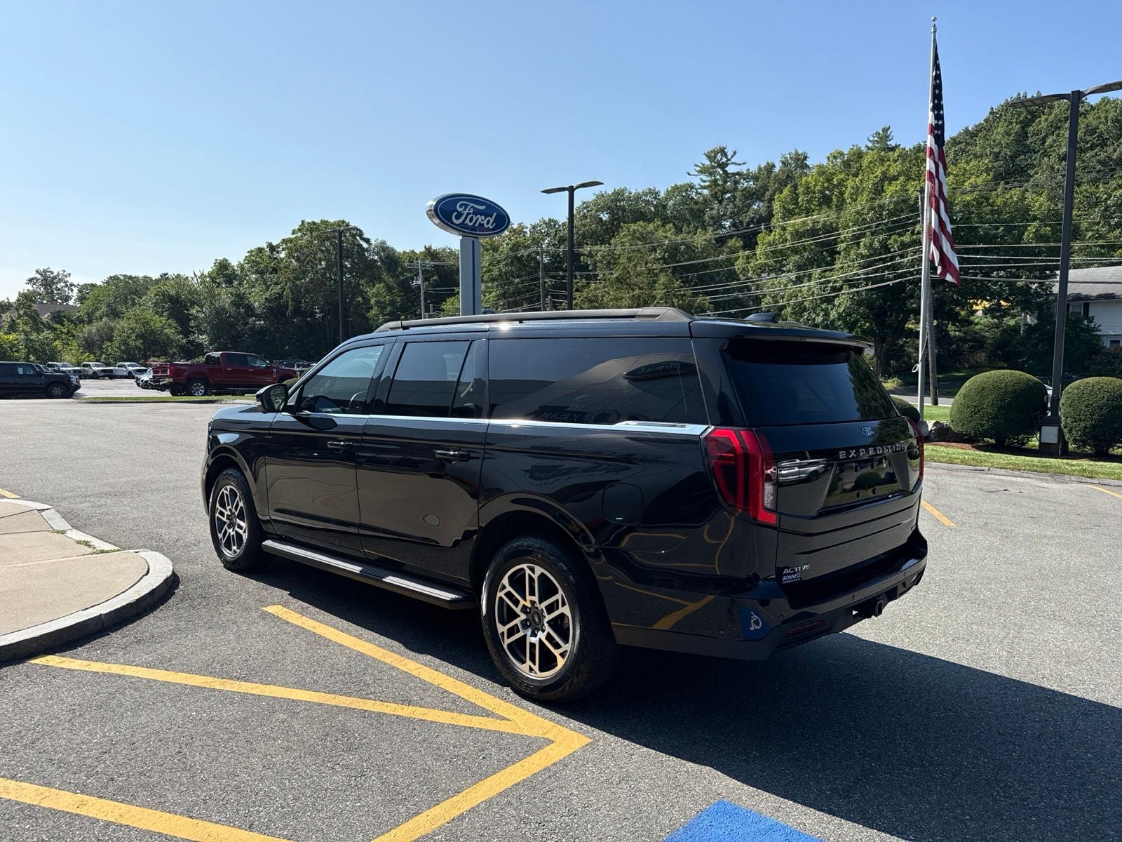 2025 Ford Expedition Max Active