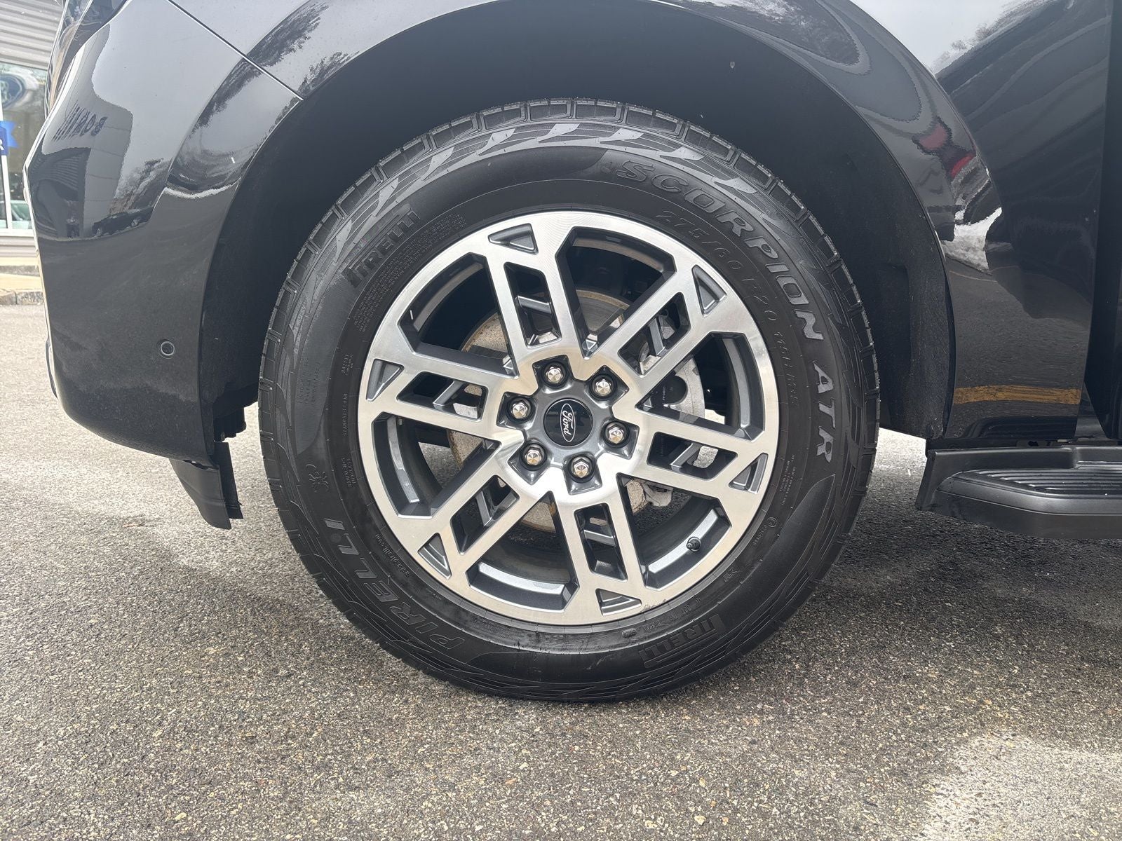 2025 Ford Expedition Active