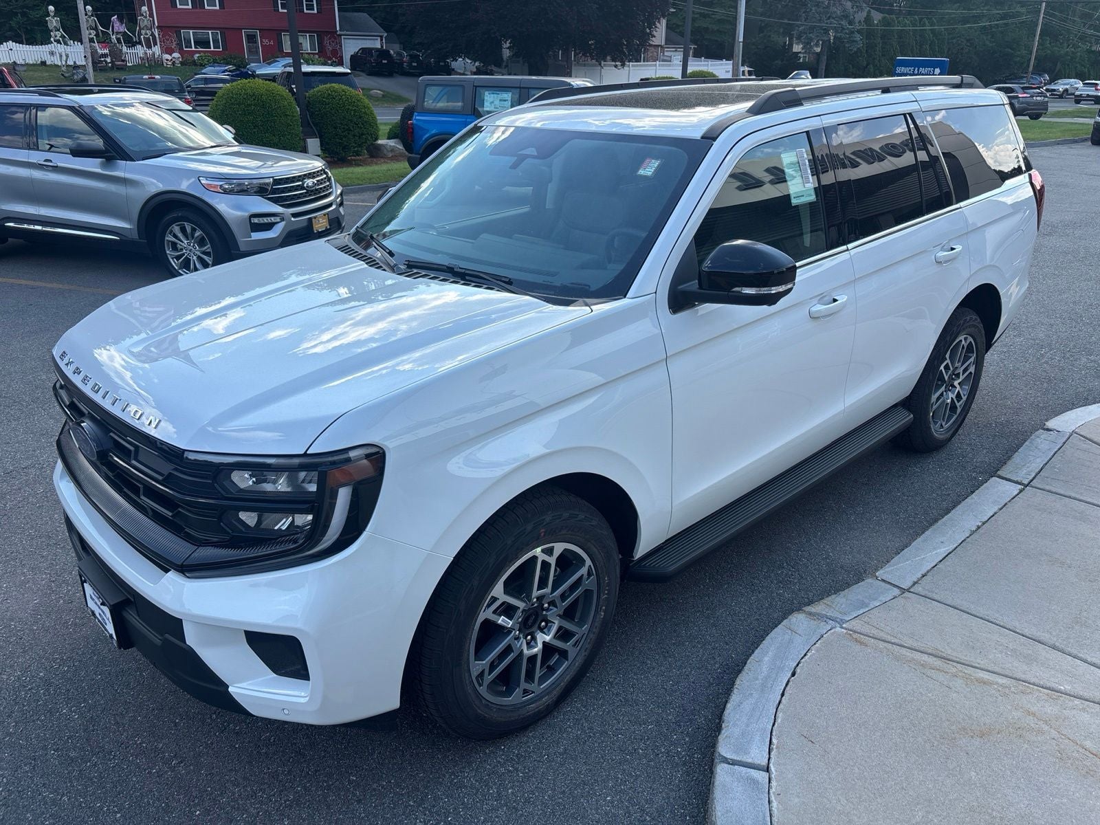 2026 Ford Expedition Active