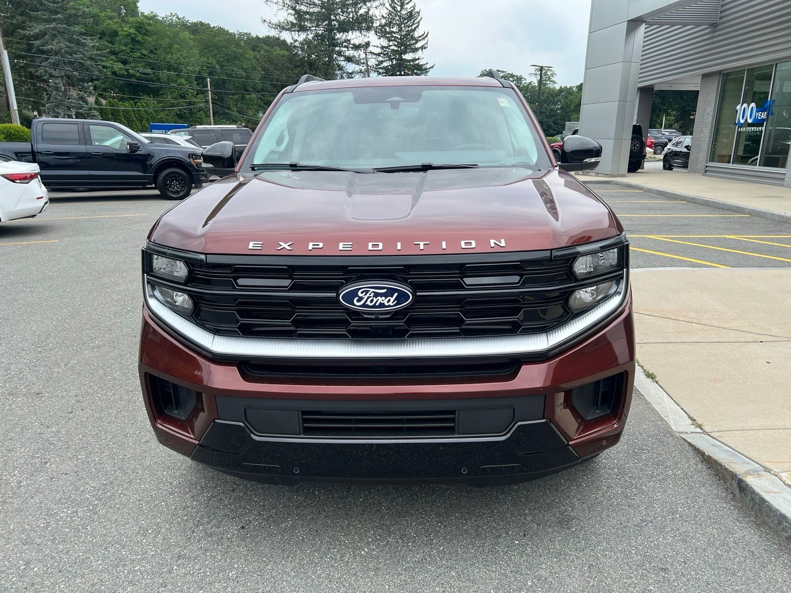 2027 Ford Expedition Platinum