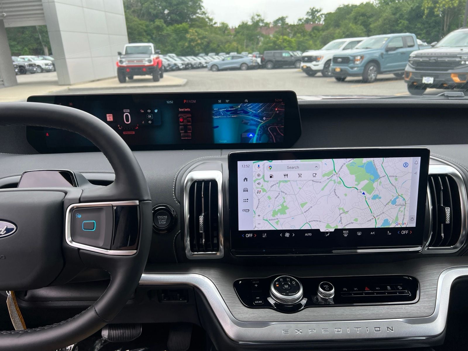 2027 Ford Expedition Platinum