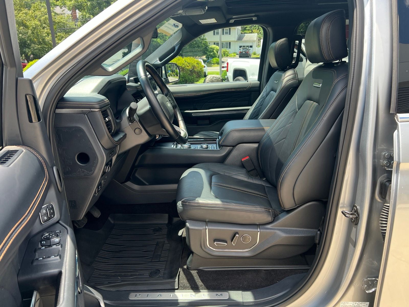 2023 Ford Expedition Platinum
