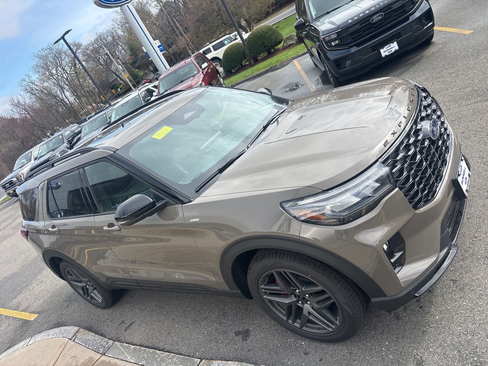 2026 Ford Explorer ST-Line