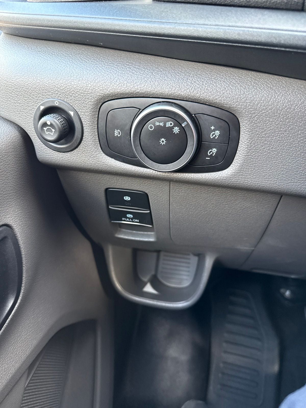 2025 Ford Transit-250 Base