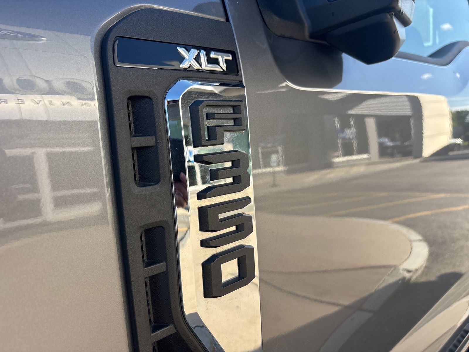2024 Ford F-350SD XLT