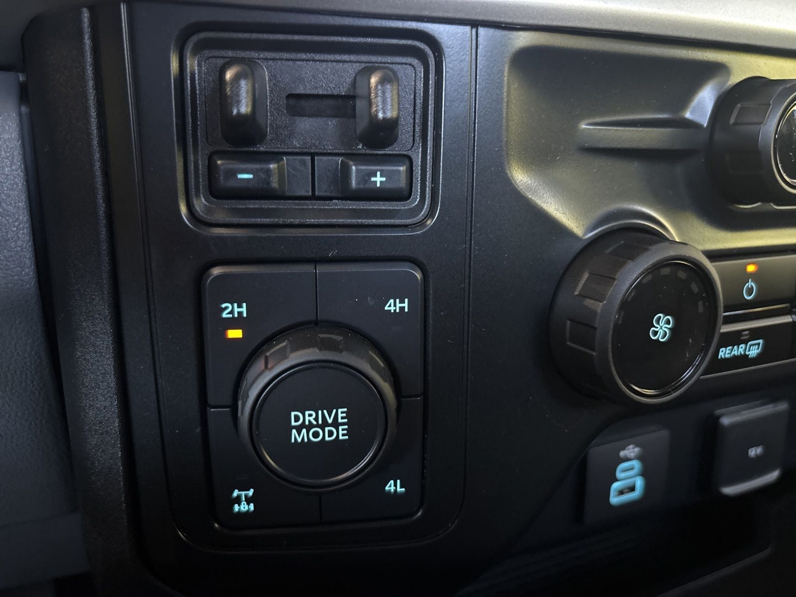2024 Ford F-350SD XLT