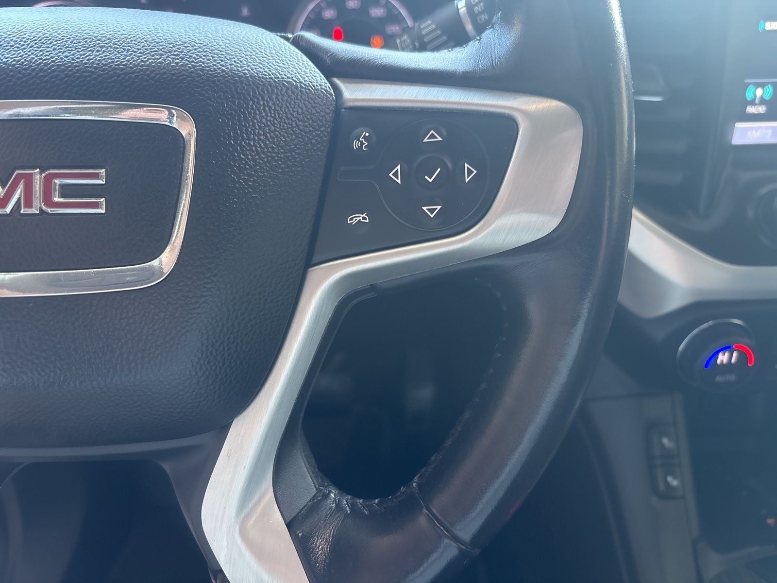 2017 GMC Acadia SLT-1