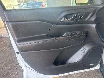 2017 GMC Acadia SLT-1