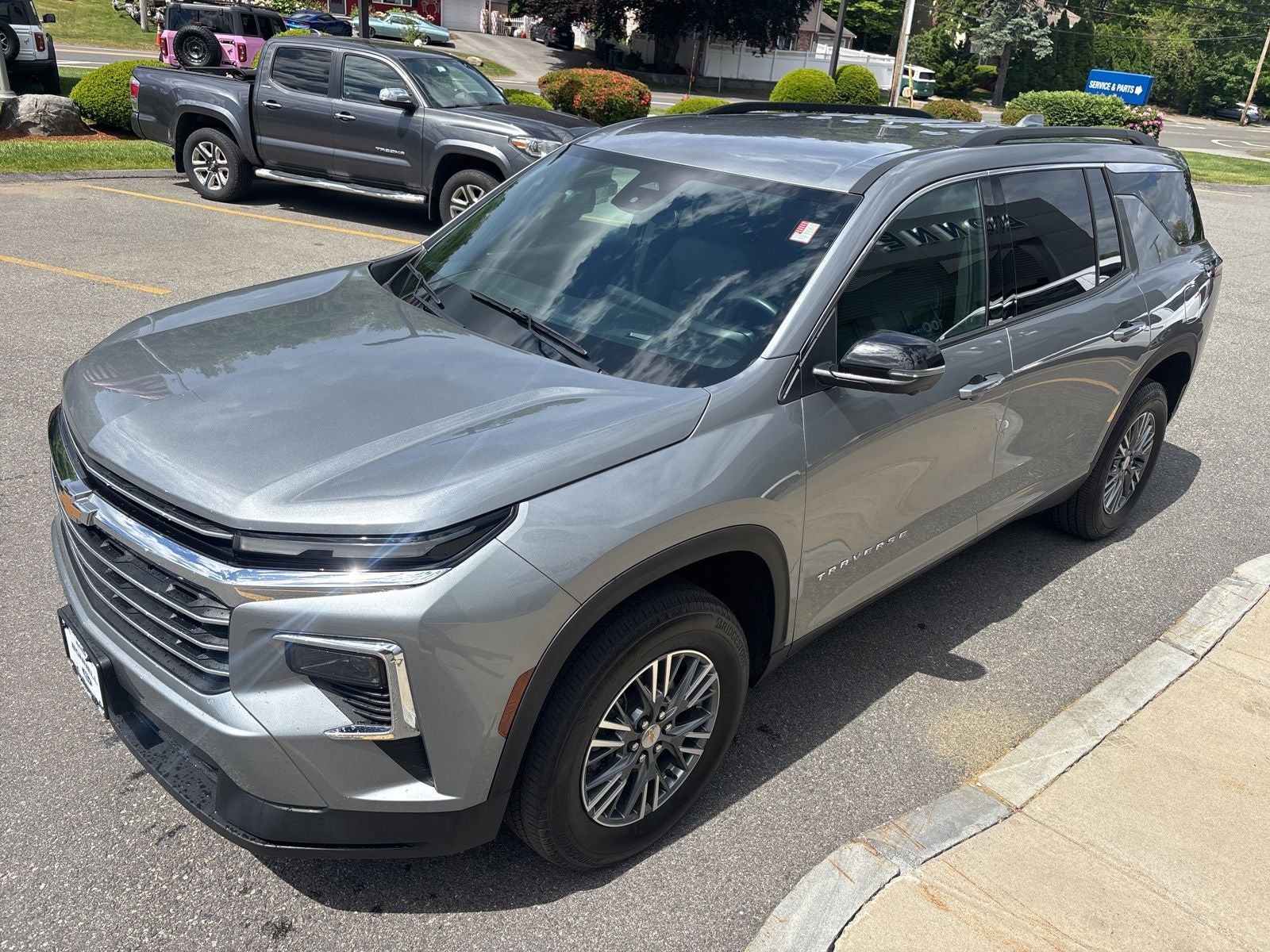 2024 Chevrolet Traverse LT 2LT