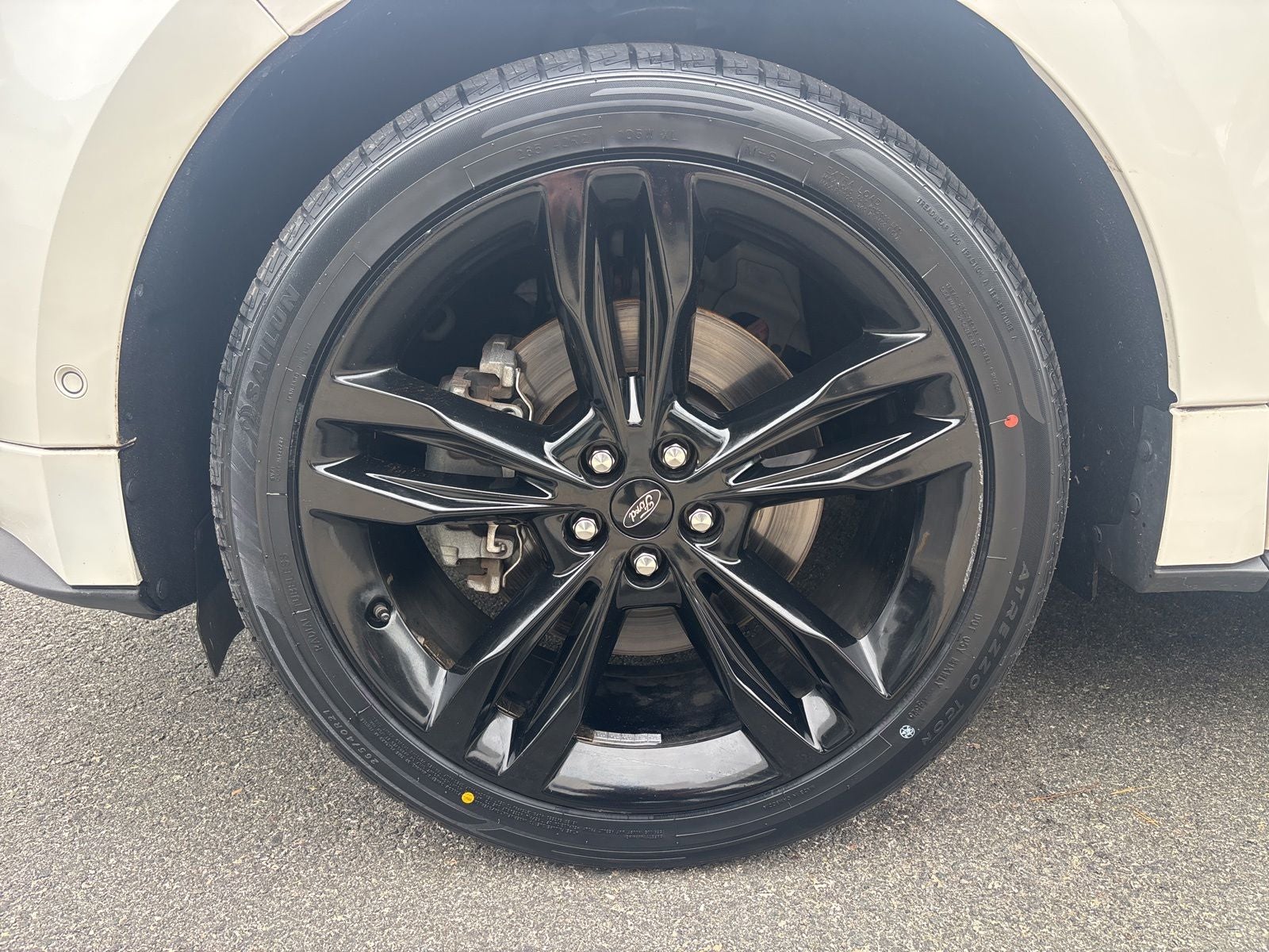 2020 Ford Edge ST
