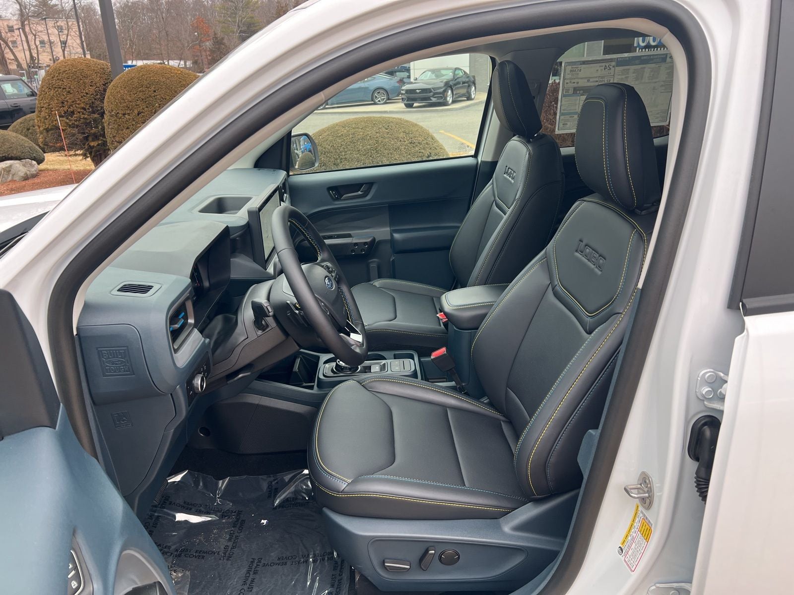 2025 Ford Maverick Lobo Standard