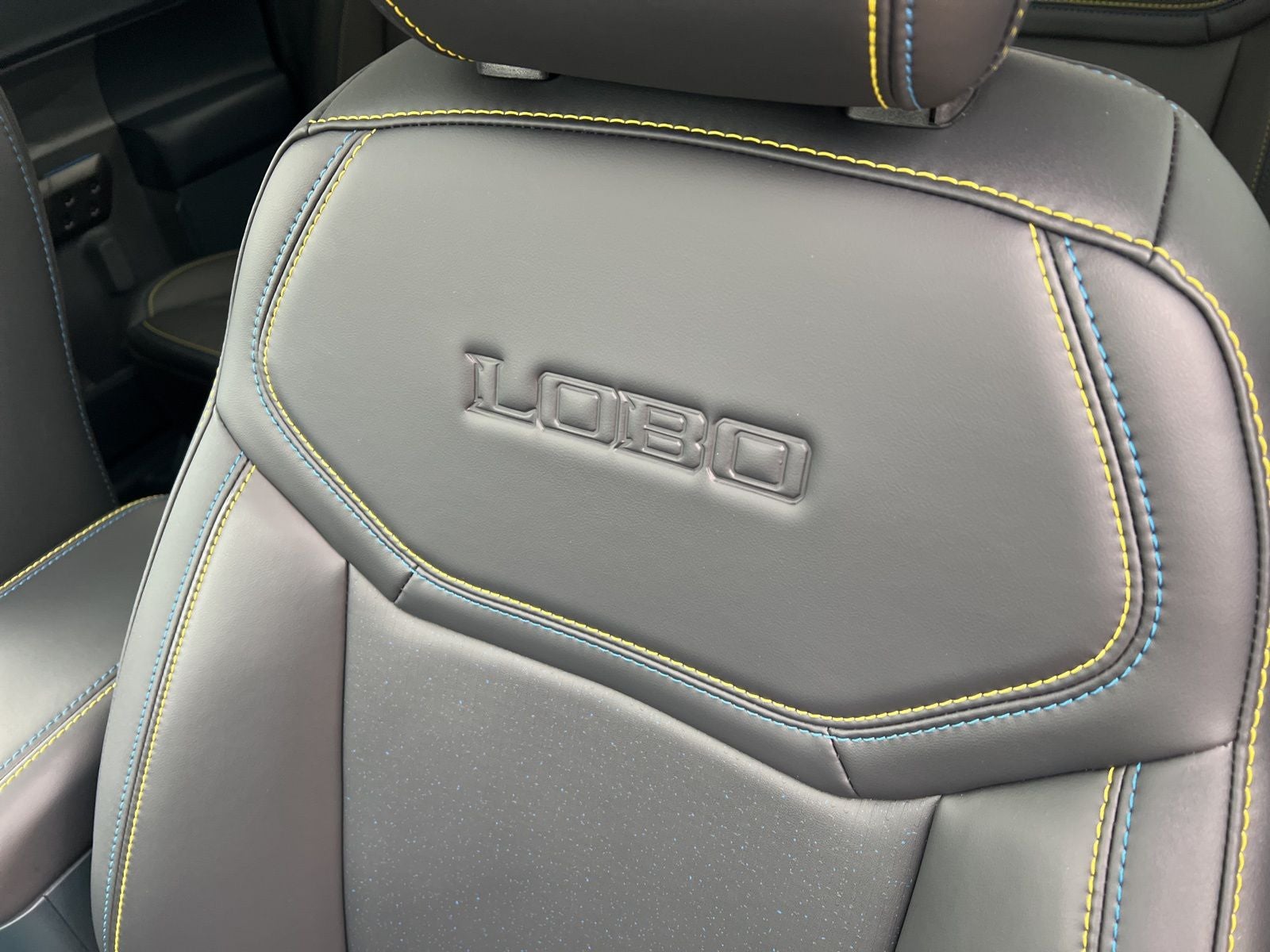 2025 Ford Maverick Lobo Standard