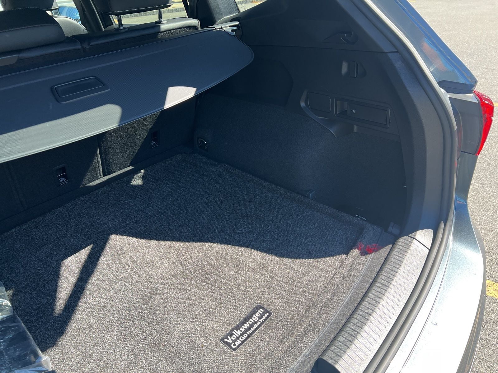 2022 Volkswagen Tiguan 2.0T SEL R-Line