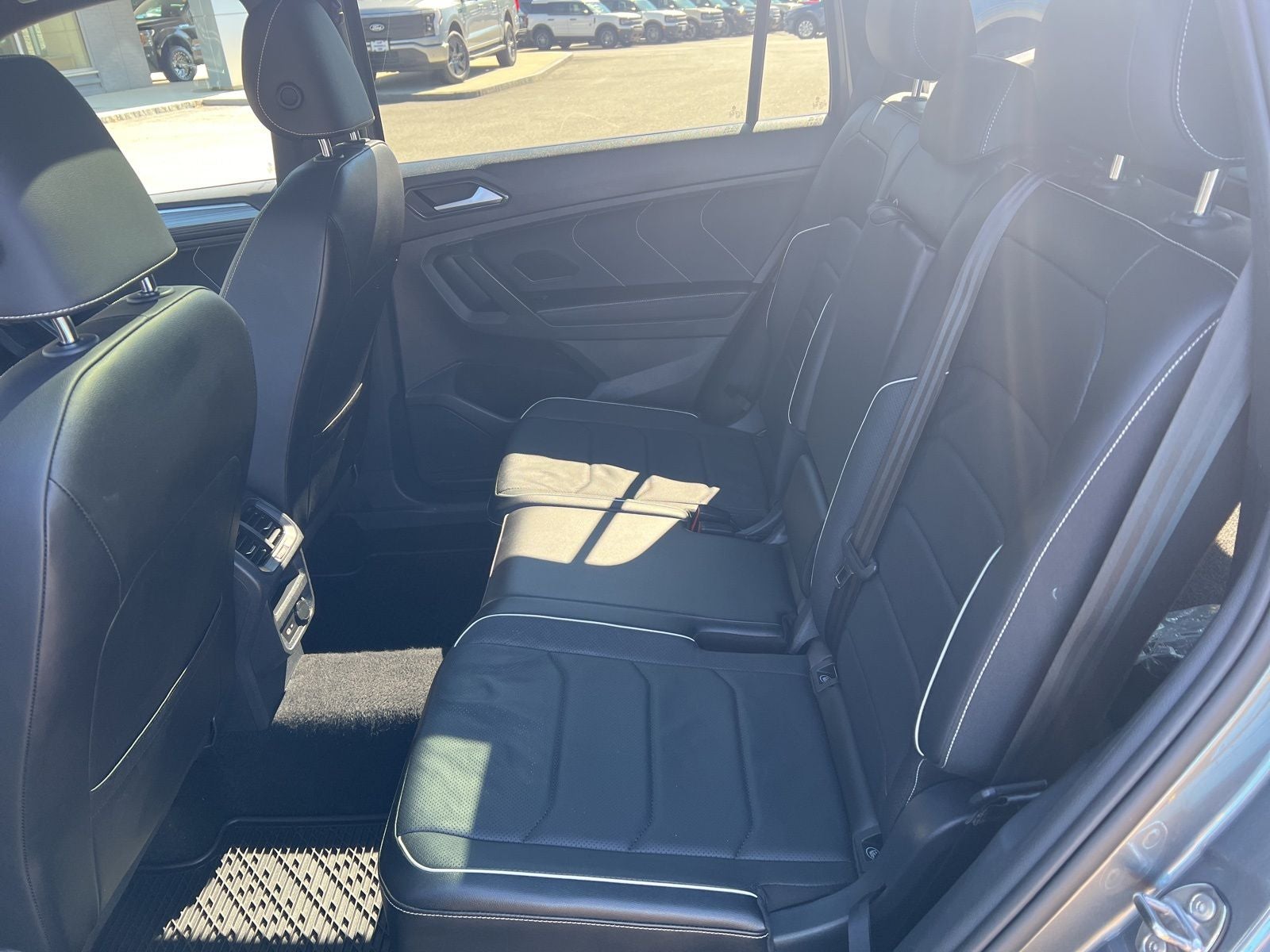 2022 Volkswagen Tiguan 2.0T SEL R-Line