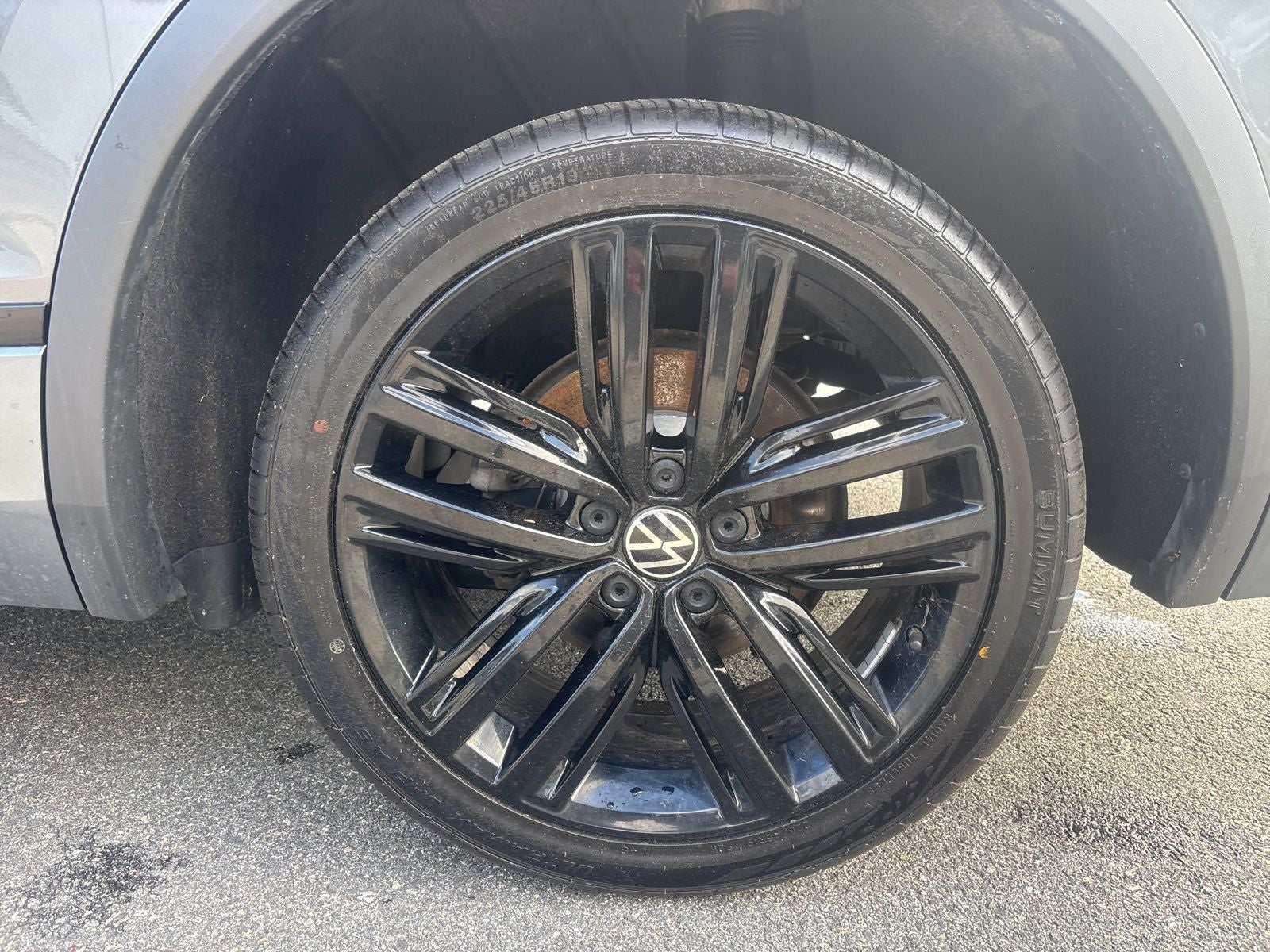 2022 Volkswagen Tiguan 2.0T SE R-Line Black