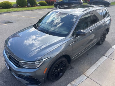2022 Volkswagen Tiguan 2.0T SE R-Line Black