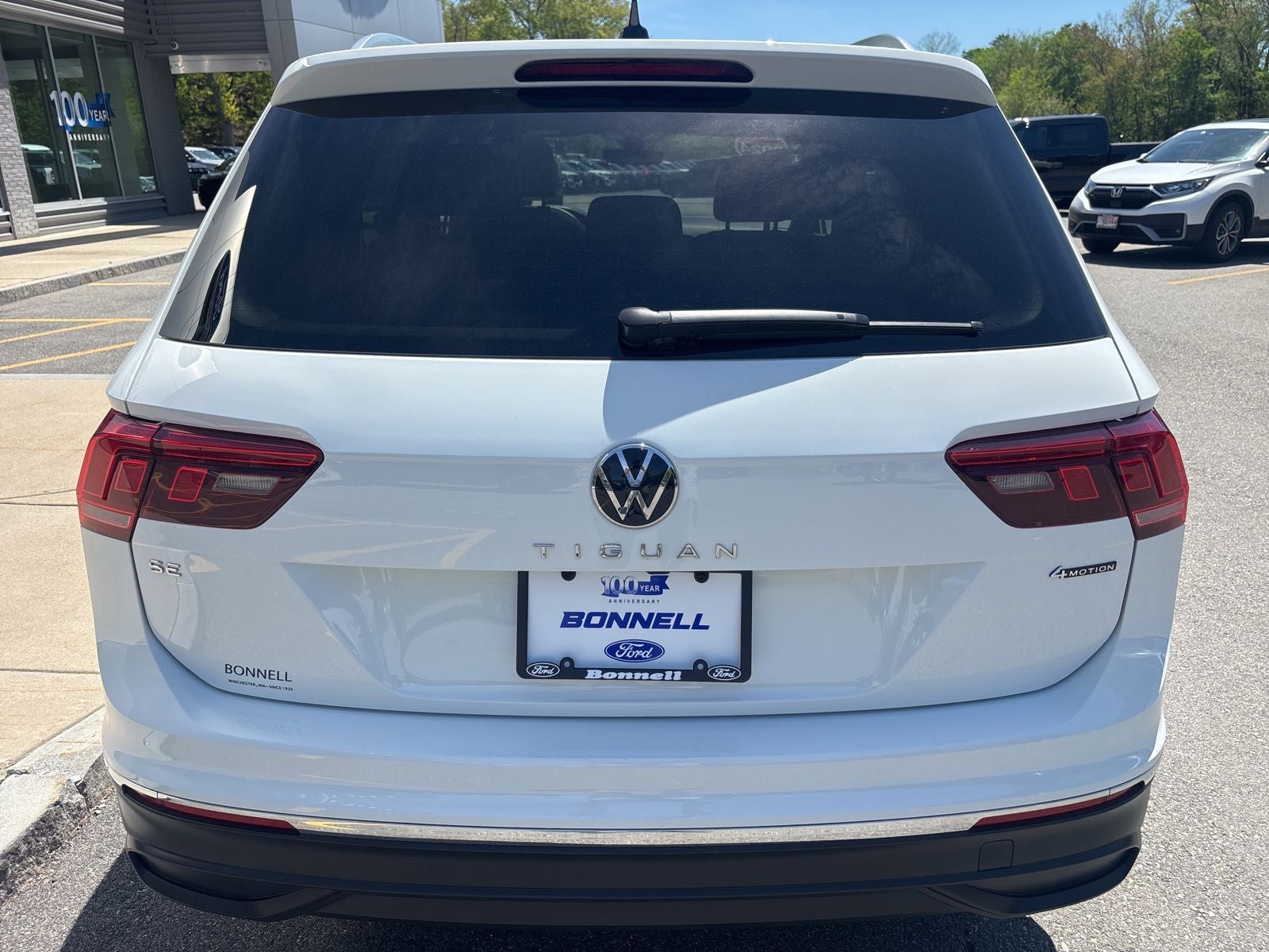 2024 Volkswagen Tiguan 2.0T SE