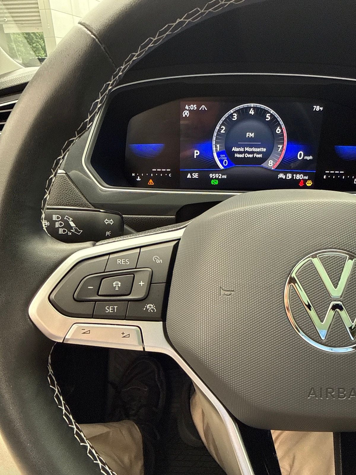 2023 Volkswagen Tiguan 2.0T SE