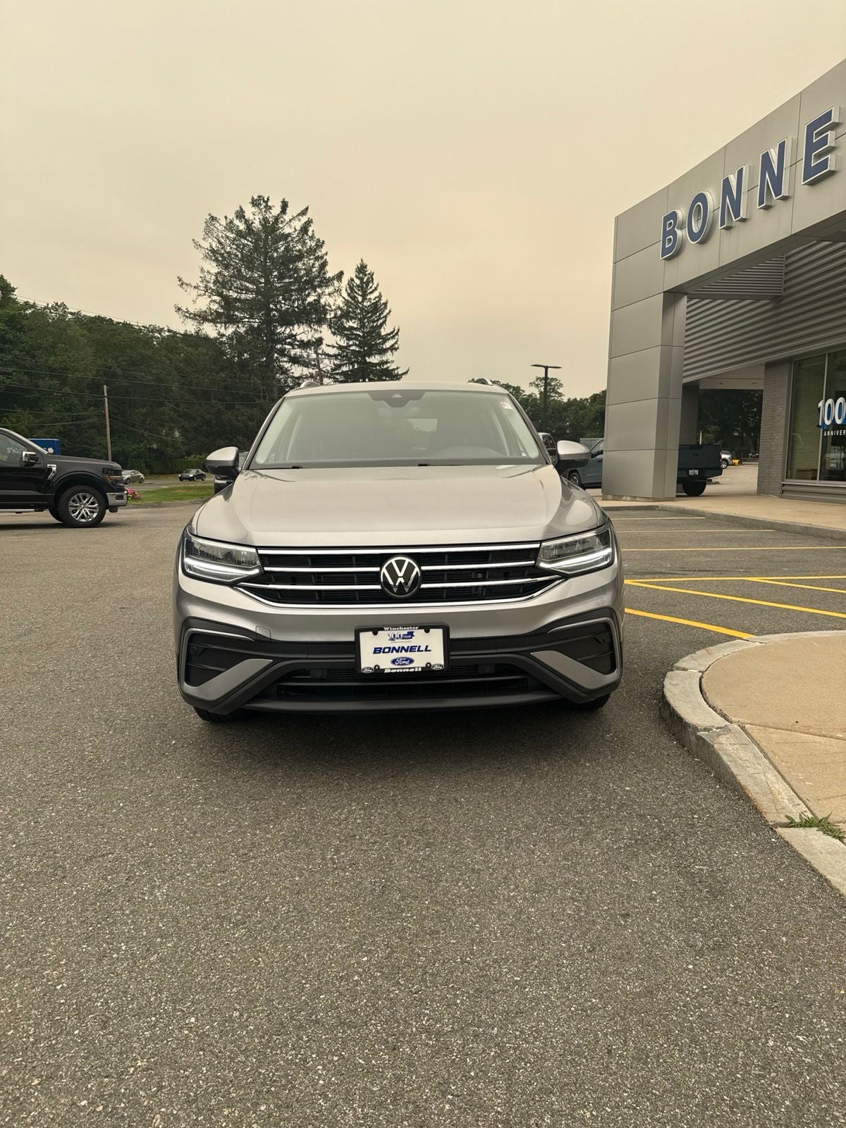2023 Volkswagen Tiguan 2.0T SE