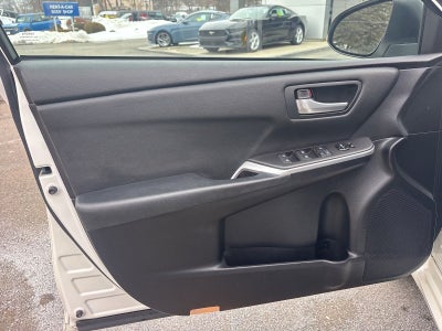 2015 Toyota Camry SE