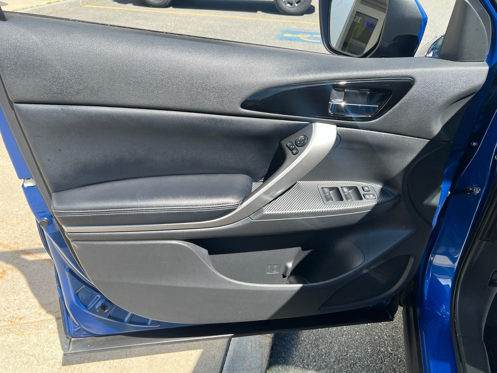 2023 Mitsubishi Eclipse Cross Base
