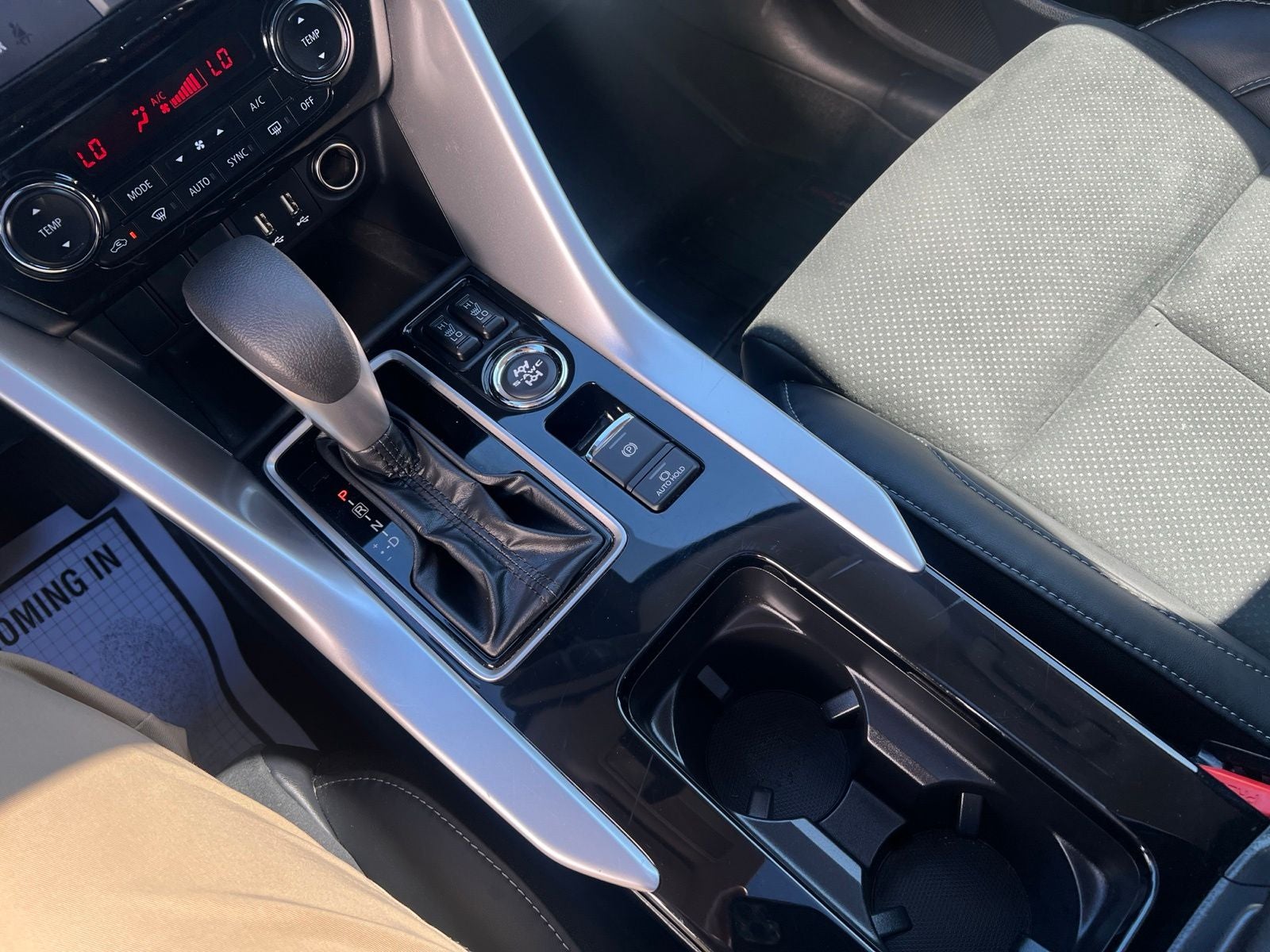 2023 Mitsubishi Eclipse Cross Base