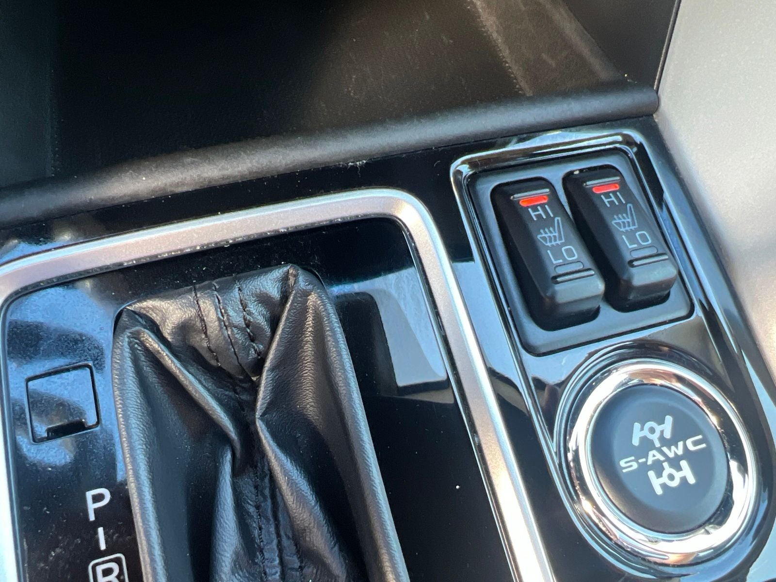 2023 Mitsubishi Eclipse Cross Base