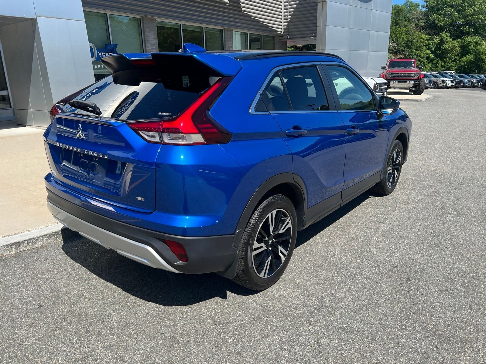 2023 Mitsubishi Eclipse Cross Base