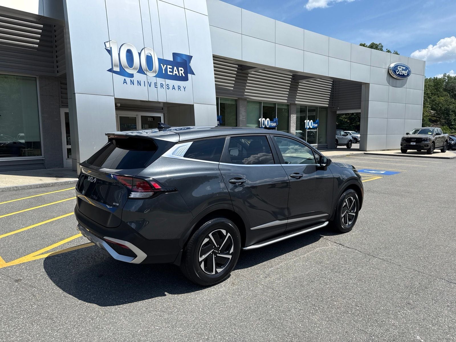 2023 Kia Sportage Hybrid LX