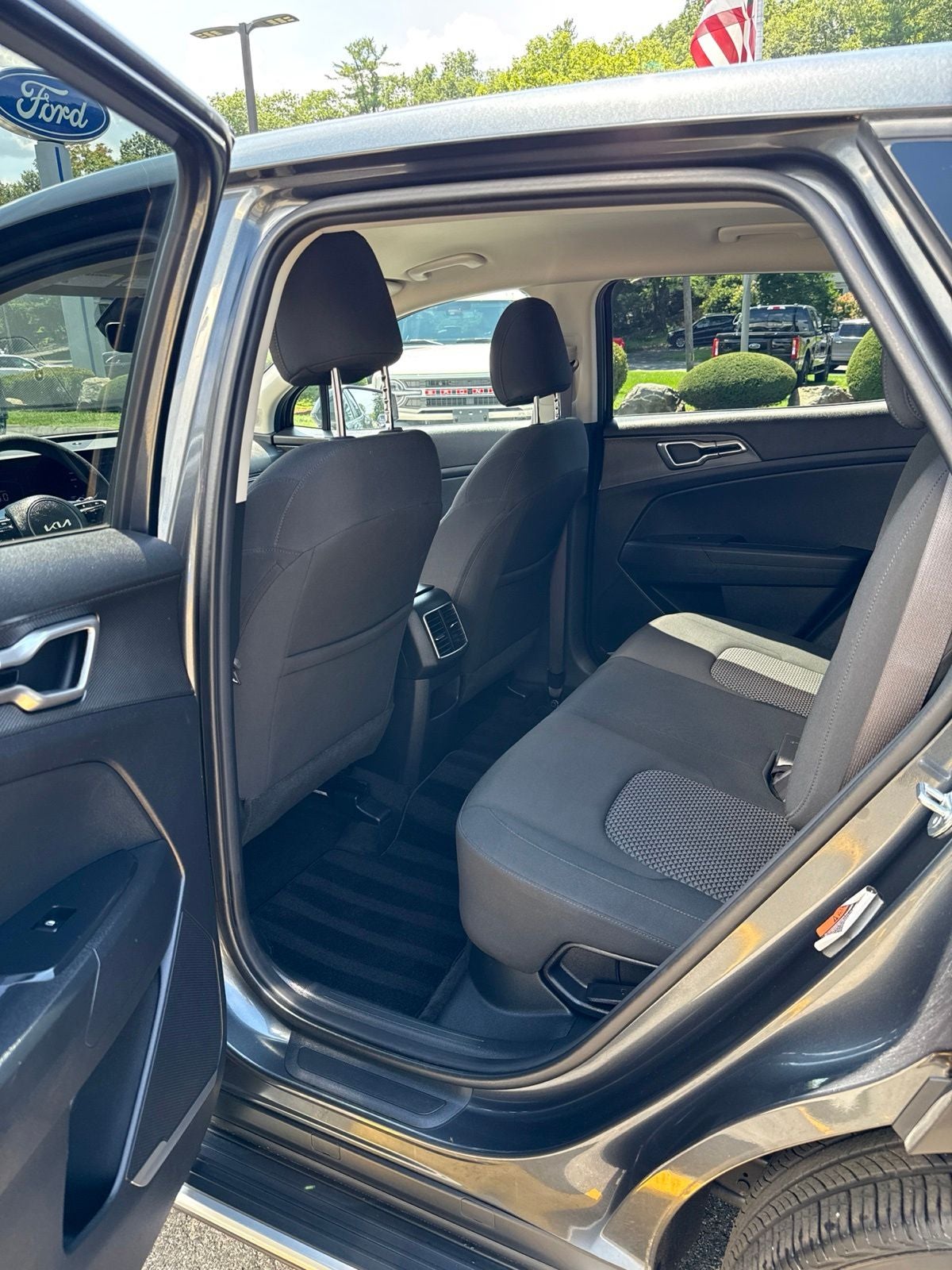 2023 Kia Sportage Hybrid LX